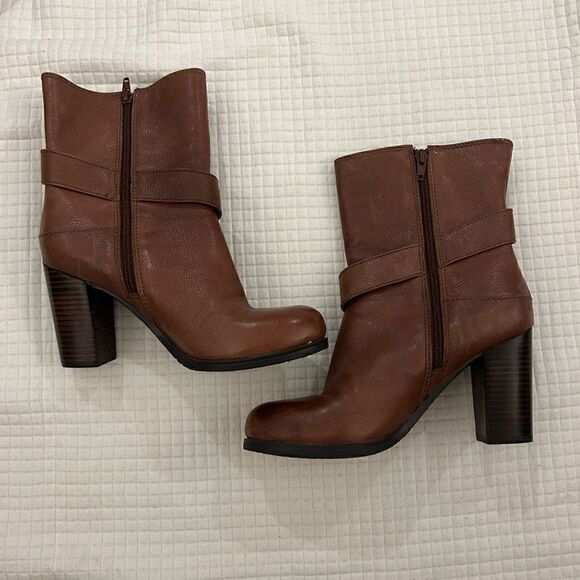 Nine West Cyclone brown leather boots EUC size 8 side zip for easy on off - Picture 3 of 7